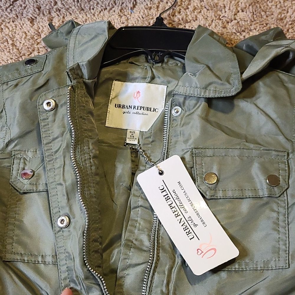 New Urban Republic Detachable Hooded Coat for Girls - Picture 2 of 6